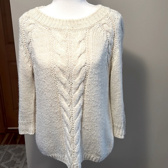 The Limited Cream Sweater - Medium - Picture 1 of 5